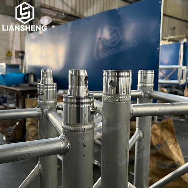 Jualan Panas Podium Peringkat Konsert Luaran Dengan Sistem Kekuda Mengangkat Reka Bentuk Kekuda Aluminium Tersuai